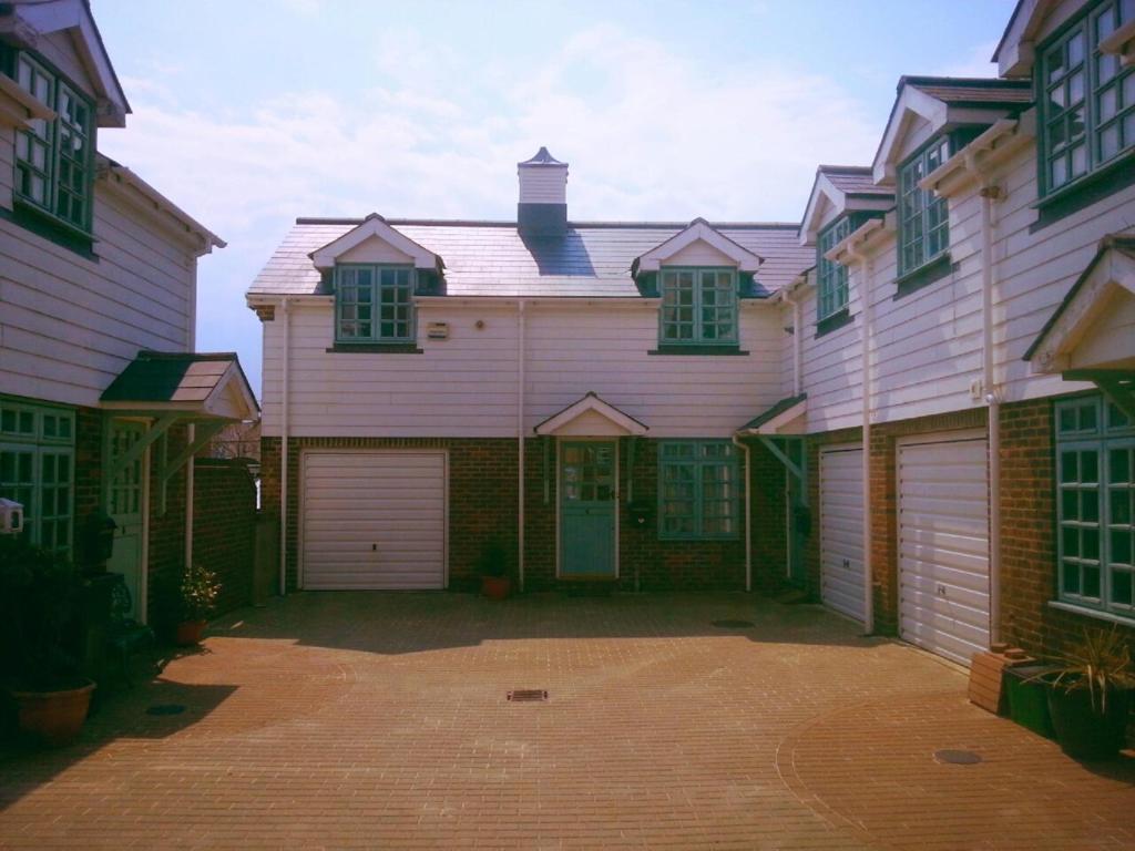 Bo'S Holiday Cottage Eastbourne Exterior photo
