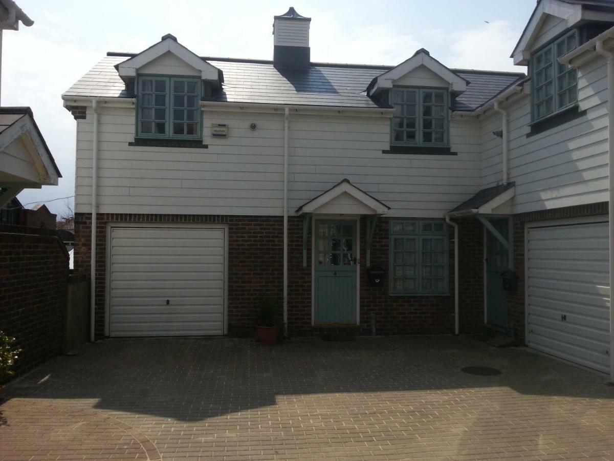 Bo'S Holiday Cottage Eastbourne Exterior photo